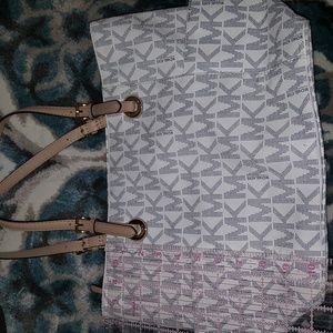 Medium Michael kors tote